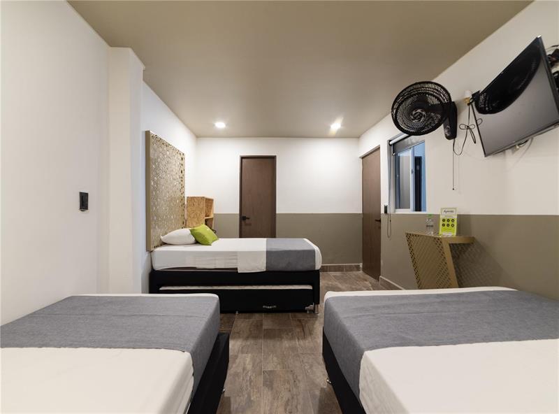 Hotel Prestige Меделин Екстериор снимка