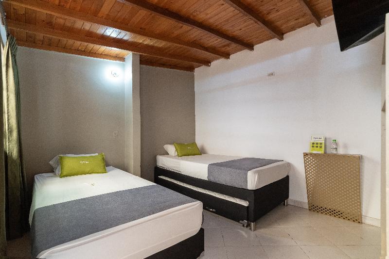 Hotel Prestige Меделин Екстериор снимка