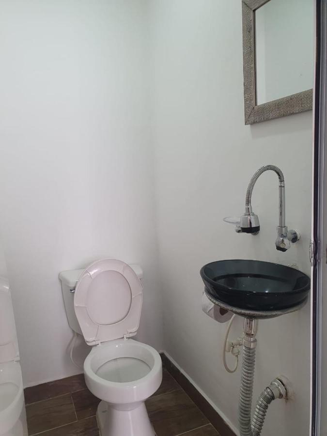 Hotel Prestige Меделин Екстериор снимка