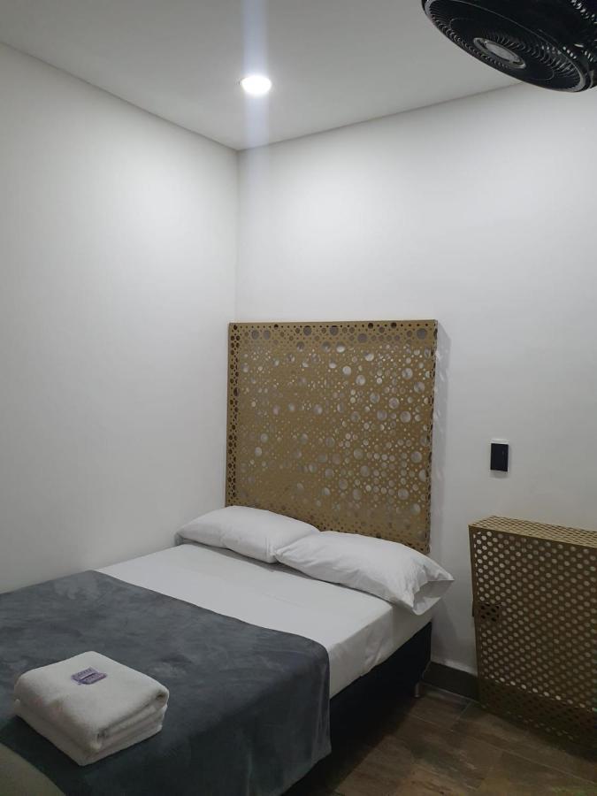 Hotel Prestige Меделин Екстериор снимка